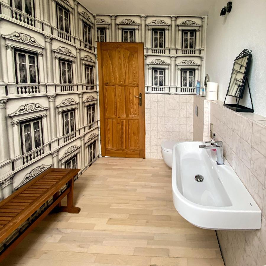 Willa Szymbark - Basen, Sauna, Balia, Jacuzzi, Dom Caloroczny W Szymbarku Esterno foto